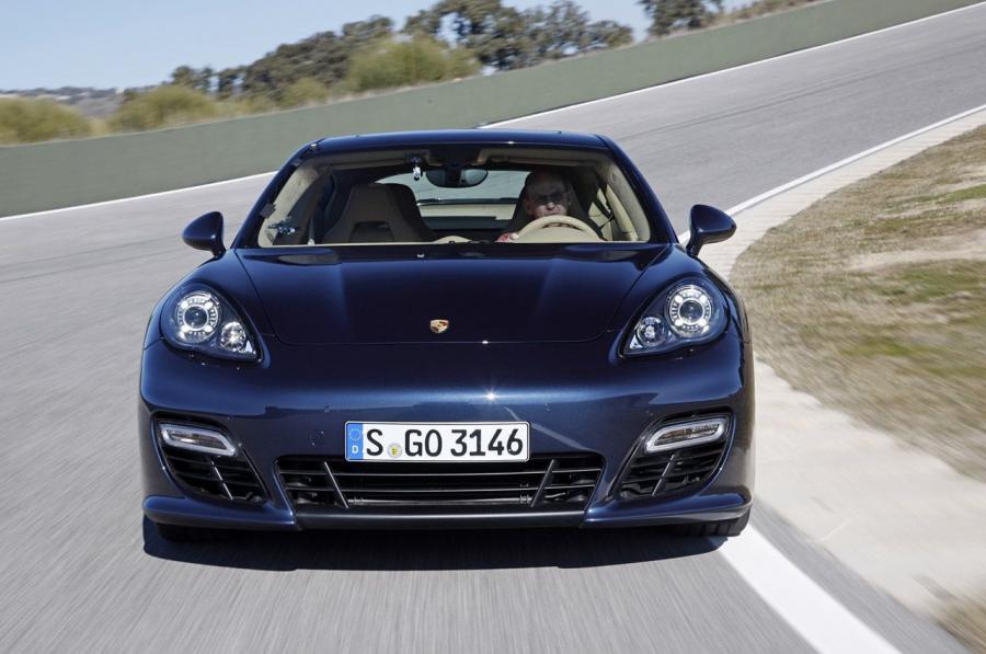  Porsche Panamera GTS 2013 года  (фото 47 из 52)
